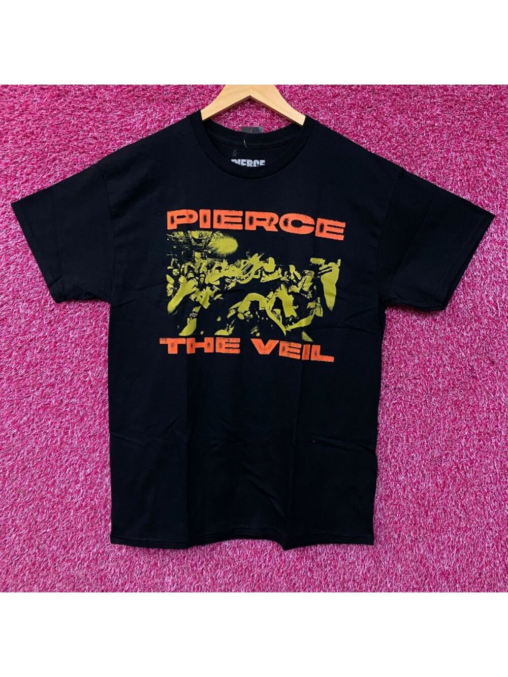 Pierce The Veil Can't Hear You Petco Park Graphic T-Shirt Large
